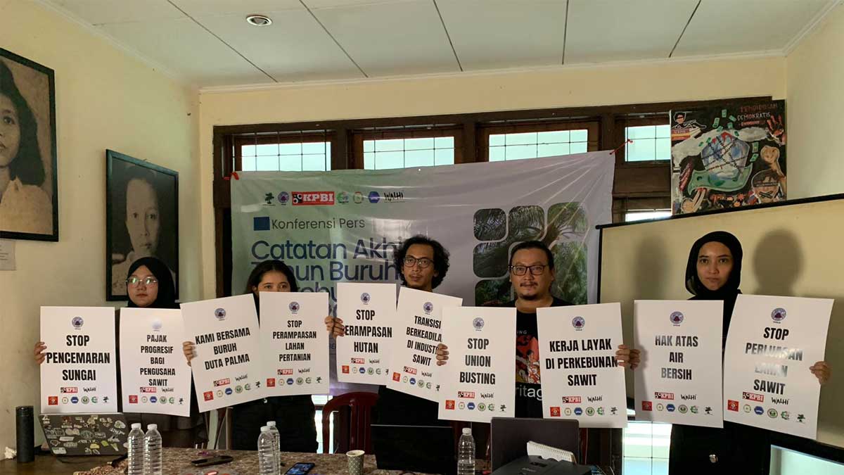 Konferensi-Pers-Buruh-akhir-tahun-2024_02 InfoSAWIT